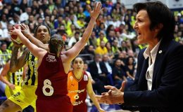 Fenerbahçe Opet – Galatasaray Çağdaş Faktoring maç sonucu: 82-73 | Kadınlar basketbolda derbi Fenerbahçe'nin!